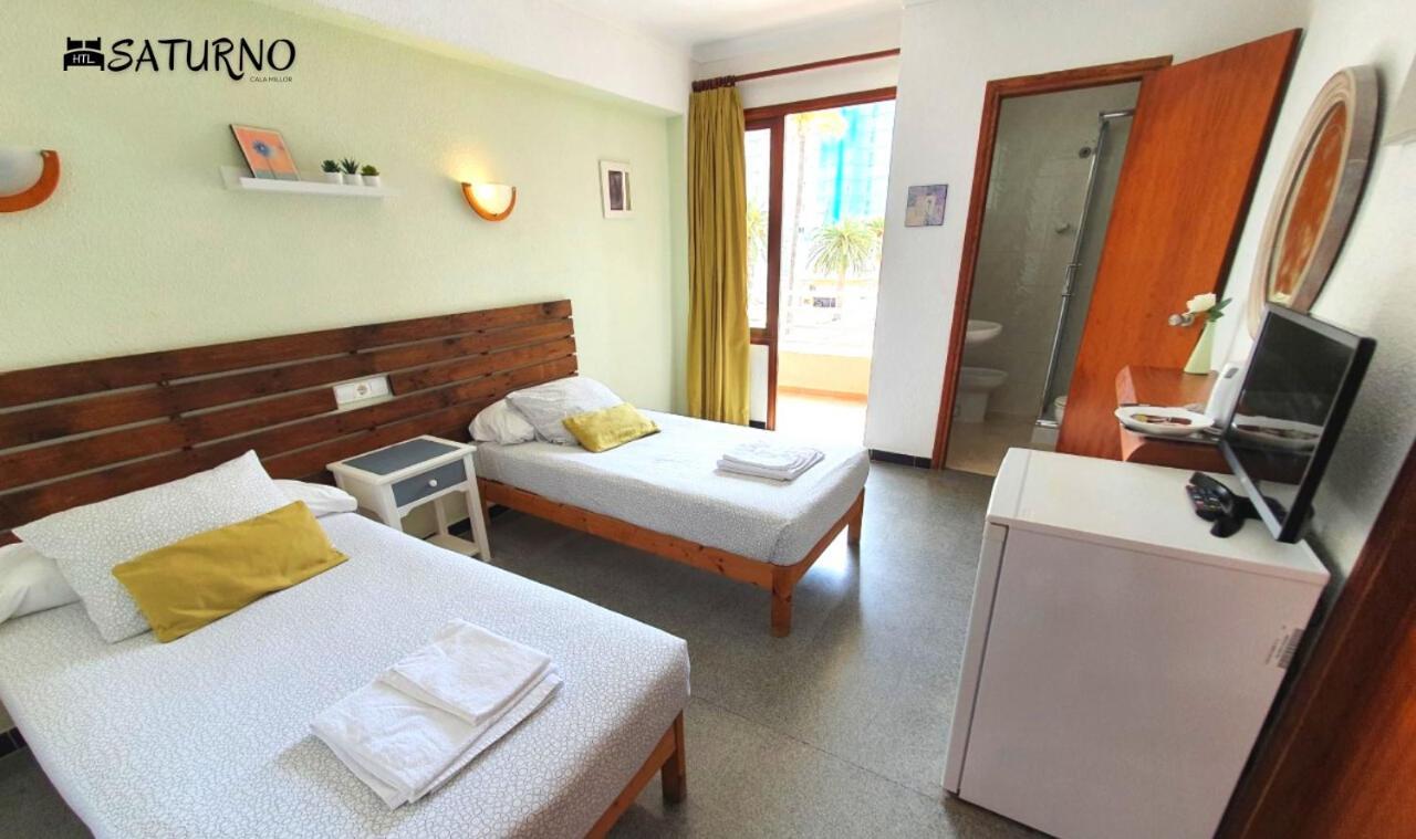 Hotel Saturno Cala Millor  Esterno foto